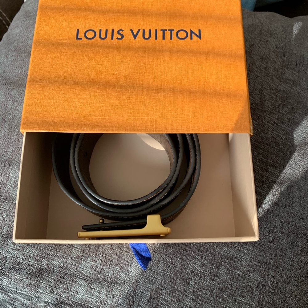 Men’s Louis Vuitton belt - Picture 2 of 7